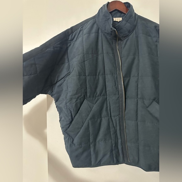 POL Navy Quilted Knit Bomber Jacket Womens Size Large - Picture 7 of 10